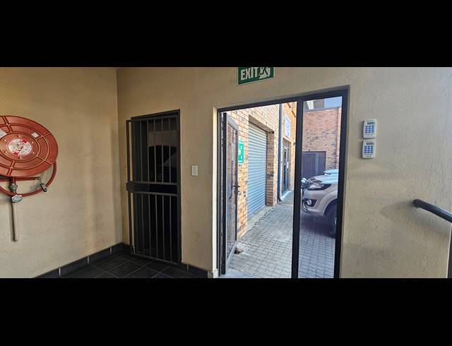170M² WAREHOUSE TO LET IN NELSPRUIT CENTRAL
